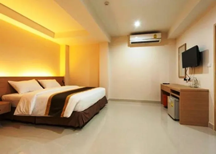 Отель Gateway Pratunam 3*