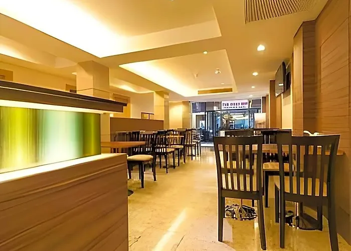 Gateway Pratunam 3*