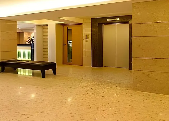 Gateway Pratunam Отель Бангкок